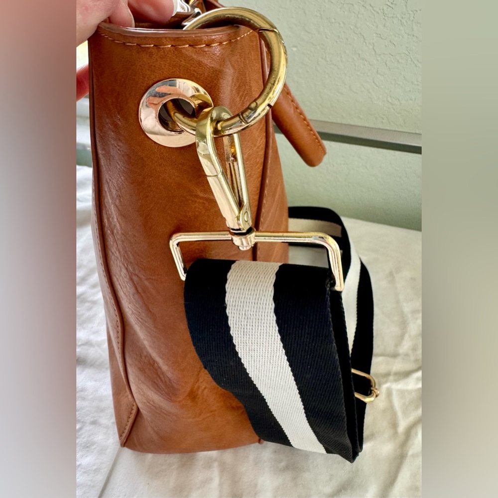 Social Threads x Motherchic Camel Stripe Tote Bag Convertible Crossbody Satchel - Picture 14 of 16